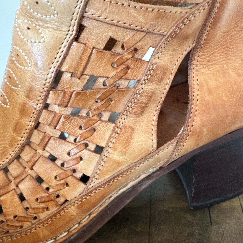Pikolinos Spain Handcrafted Leather Booties EU 39 Brown Boho Heels Woven Cutout - Picture 6 of 16